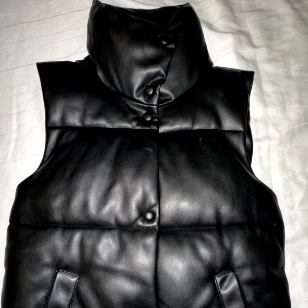 Mango Black Vegan Leather Puffer Vest | Women’s XS |